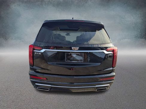 Certified 2024 Cadillac XT6 Premium Luxury w/ LPO, Floor Liner Package image 5