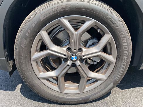 Used 2023 BMW X3 xDrive30i w/ Premium Package w/ZPA AWD/4WD image 9