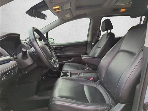 Used 2023 Honda Odyssey Touring image 17