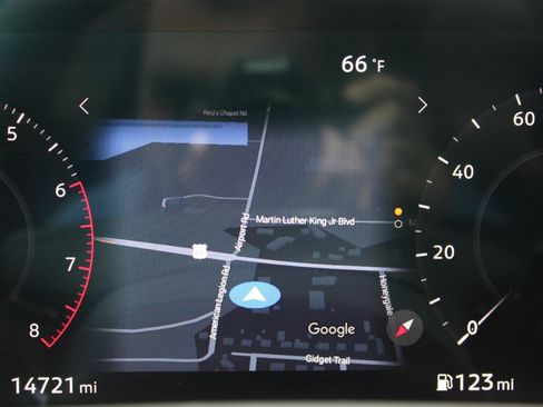 Used 2025 Nissan Murano SL AWD/4WD image 23