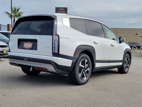 New 2026 Hyundai Ioniq 9 SE w/ Tow & Go Package image 2