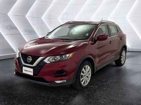 Used 2022 Nissan Rogue Sport SV image 3