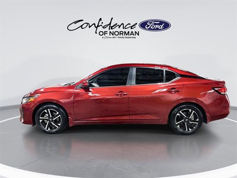 Used 2025 Nissan Sentra SV w/ All-Weather Package image 5