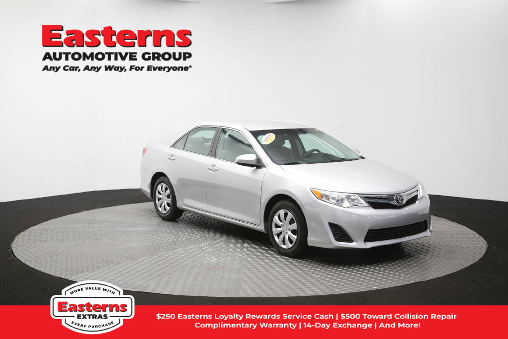 Used 2014 Toyota Camry LE FWD image 50