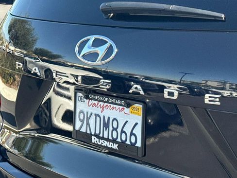 Used 2024 Hyundai Palisade Limited image 19