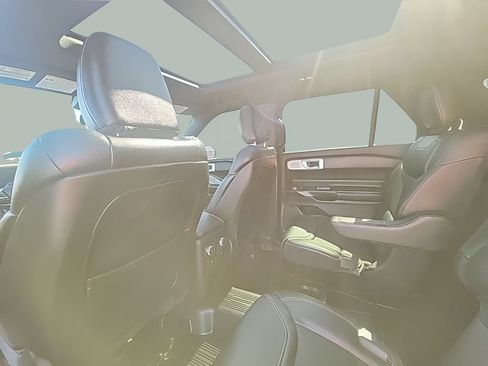 Used 2020 Ford Explorer ST w/ Premium Technology Package AWD/4WD image 21