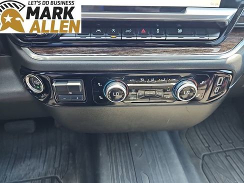 Used 2024 GMC Sierra 1500 Elevation w/ LPO, GMC Protection Package AWD/4WD image 18