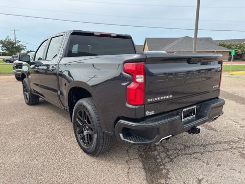 Used 2023 Chevrolet Silverado 1500 RST w/ Z71 Off-Road Package AWD/4WD image 3