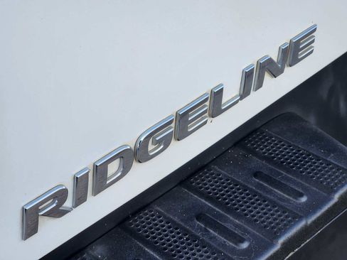 Certified 2021 Honda Ridgeline RTL image 12