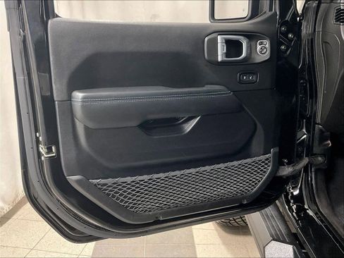 Used 2021 Jeep Wrangler Unlimited Rubicon 4xe w/ Steel Bumper Group AWD/4WD image 9