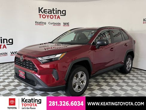 Certified 2025 Toyota RAV4 LE AWD/4WD image 10