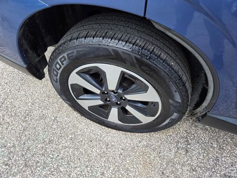 Used 2018 Subaru Forester 2.5i Premium w/ All-Weather Package AWD/4WD image 33