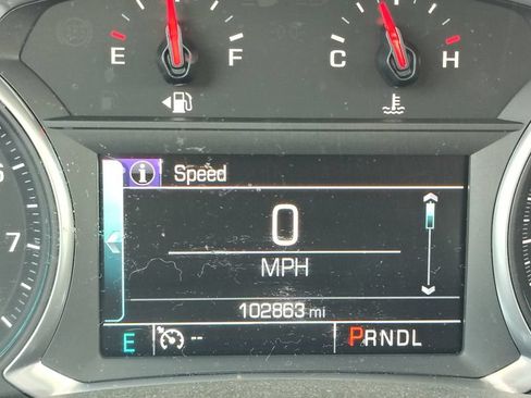 Used 2018 Chevrolet Equinox LT w/ Sun & Infotainment Package AWD/4WD image 16
