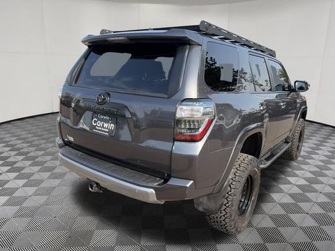Used 2020 Toyota 4Runner TRD Off-Road Premium w/ Moonroof Package AWD/4WD image 10