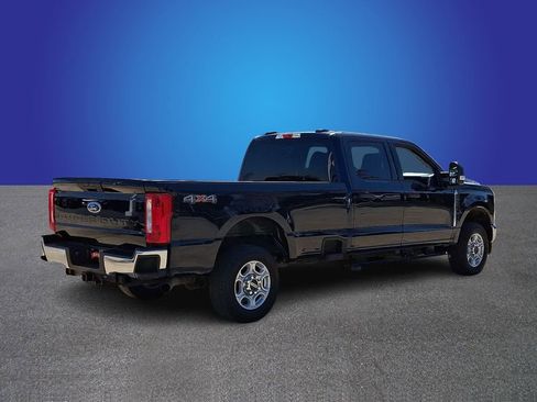 Used 2025 Ford F250 XLT image 4
