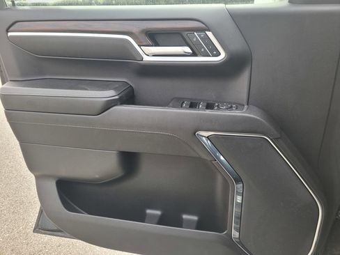 Used 2024 GMC Sierra 1500 SLT image 29