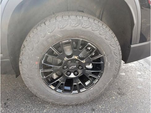 New 2026 Chevrolet Traverse Z71 w/ Driver Confidence Package image 25