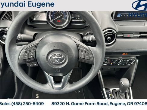 Used 2017 Toyota Yaris iA image 17