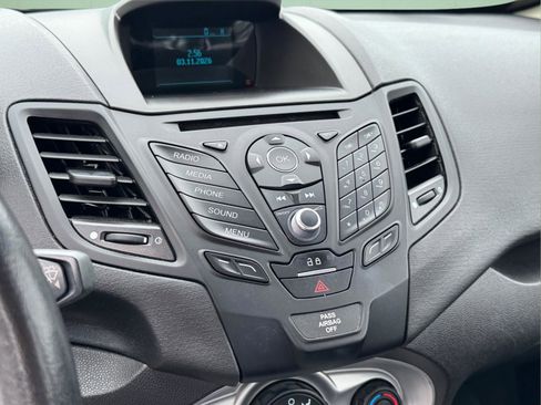 Used 2016 Ford Fiesta SE image 24