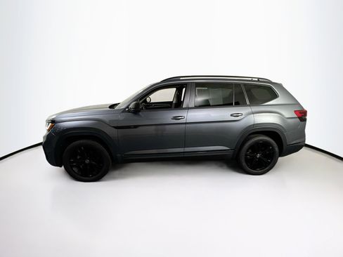 Used 2022 Volkswagen Atlas SEL R-Line image 8