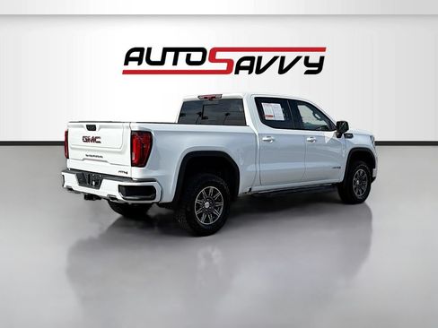 Used 2024 GMC Sierra 1500 AT4 w/ Technology Package AWD/4WD image 7
