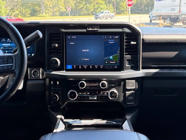 Used 2025 Ford F350 Lariat w/ Lariat Ultimate Package AWD/4WD image 17