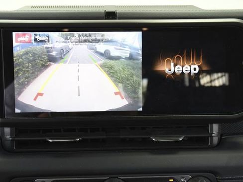 Used 2024 Jeep Wrangler Unlimited Rubicon 4xe w/ Technology Group image 18