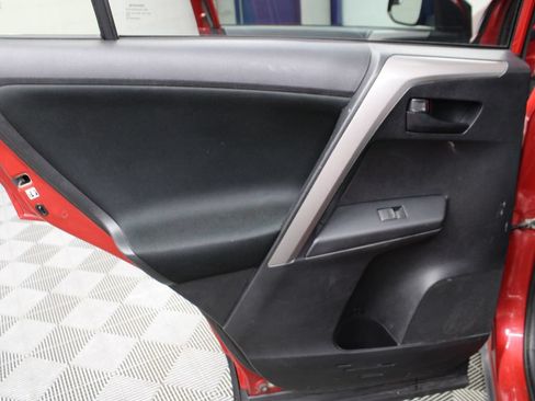 Used 2016 Toyota RAV4 LE AWD/4WD image 48