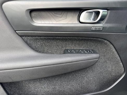 Certified 2023 Volvo XC40 Recharge Plus AWD/4WD image 10