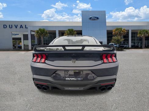 Used 2025 Ford Mustang Dark Horse image 5