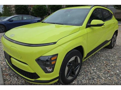 Used 2024 Hyundai Kona SEL FWD image 1