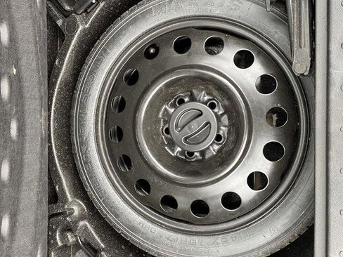 Used 2017 GMC Terrain SLE image 26