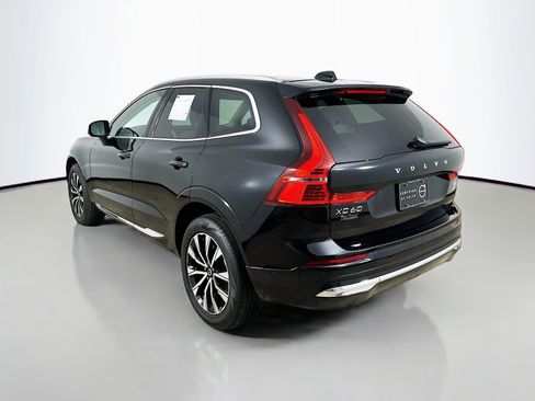 Used 2023 Volvo XC60 B5 Plus w/ Protection Package AWD/4WD image 7