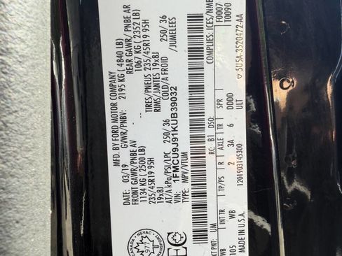 Used 2019 Ford Escape Titanium image 13