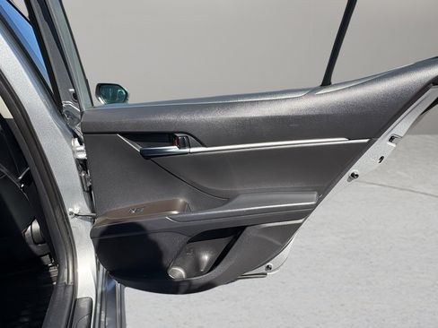 Used 2022 Toyota Camry SE w/ Cold Weather Package image 50