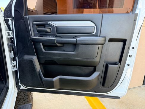Used 2023 RAM 3500 Tradesman AWD/4WD image 17