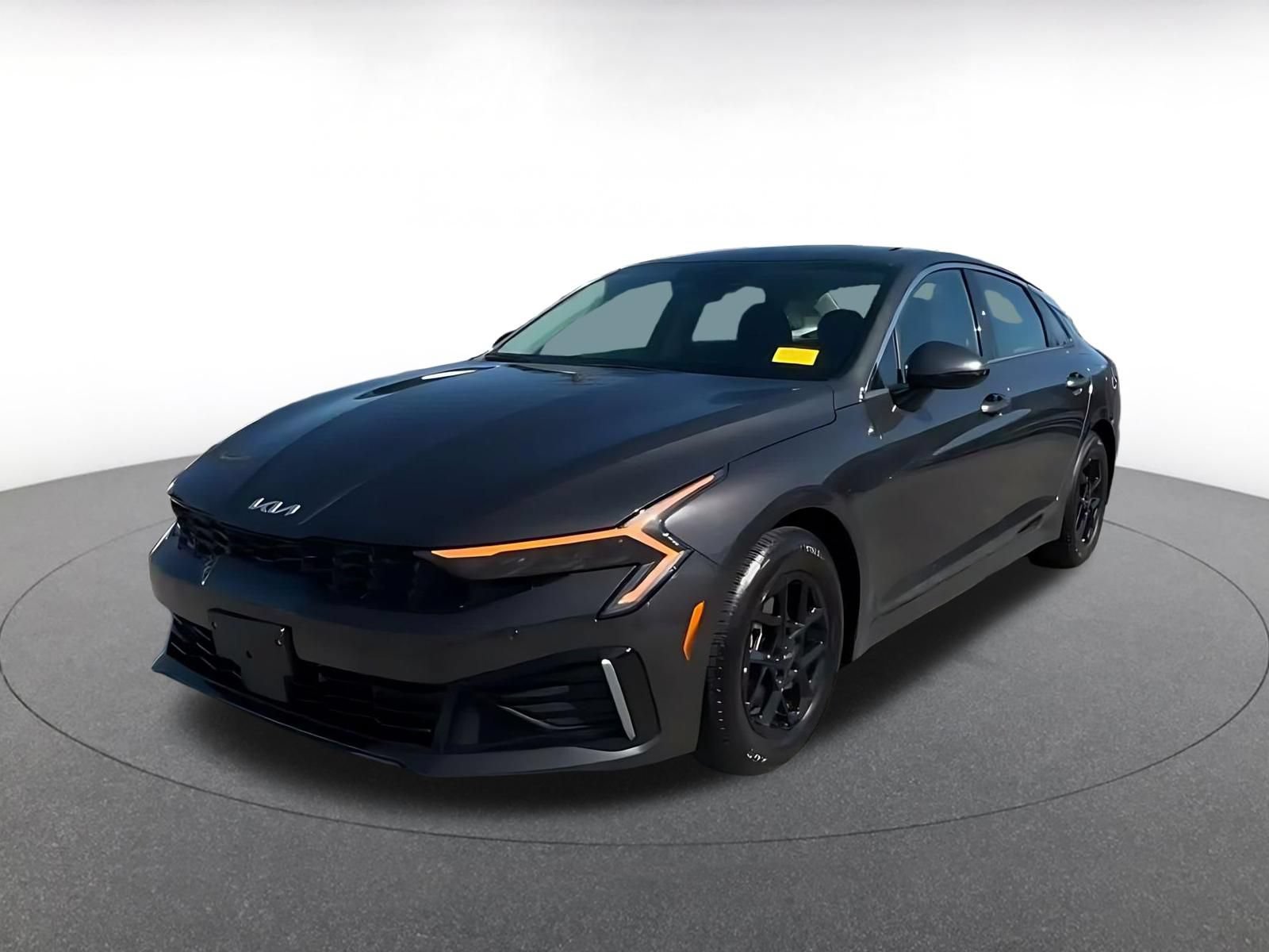 Used 2025 Kia K5 LXS FWD image 6