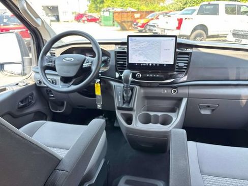 Used 2025 Ford Transit 350 XLT RWD image 20