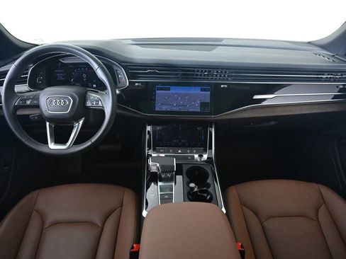 Certified 2025 Audi Q8 Premium w/ Convenience Package image 9