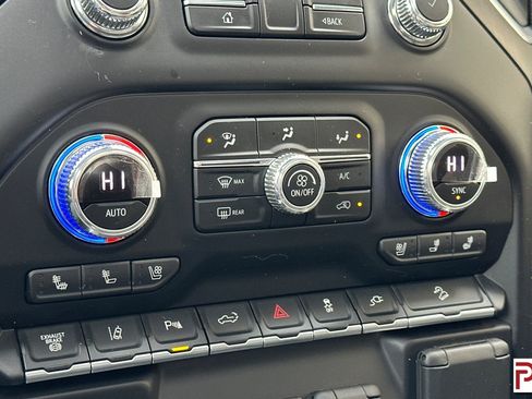 Certified 2022 GMC Sierra 2500 AT4 w/ AT4 Premium Plus Package image 24