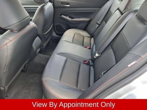 Used 2025 Nissan Altima 2.5 SR FWD image 34