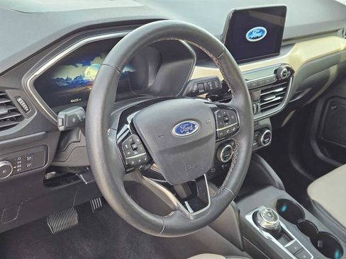 Used 2021 Ford Escape Titanium w/ Titanium Elite Package image 2