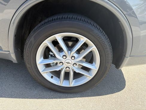 Used 2025 Dodge Durango GT AWD/4WD image 14
