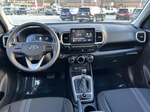 New 2026 Hyundai Venue SEL image 45