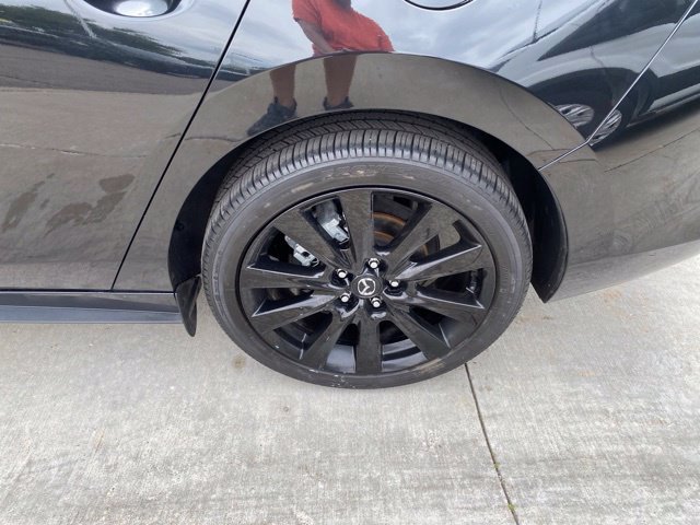 Used 2024 MAZDA MAZDA3 s FWD image 12