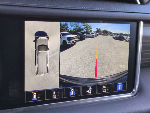 Used 2023 GMC Yukon Denali image 20