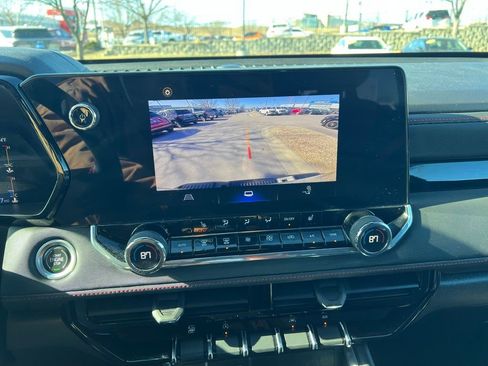 Used 2023 Chevrolet Colorado Z71 w/ Z71 Convenience Package 2 image 34