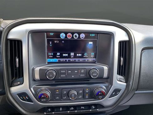 Used 2017 GMC Sierra 2500 SLT image 18