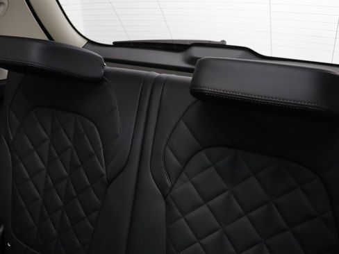 New 2026 BMW X7 xDrive40i image 15