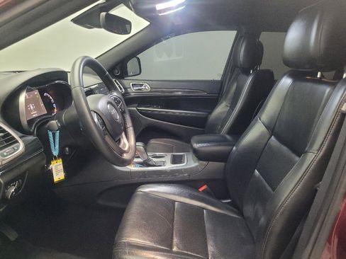 Used 2019 Jeep Grand Cherokee Limited w/ Luxury Group II RWD image 17